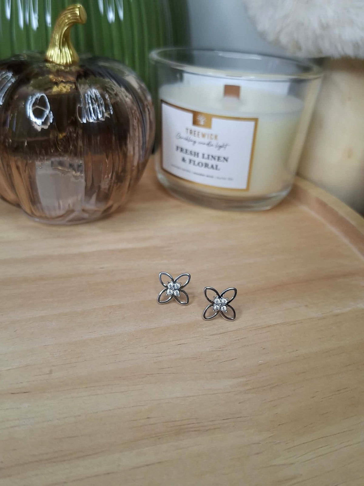 Puces d'oreilles Thaïs