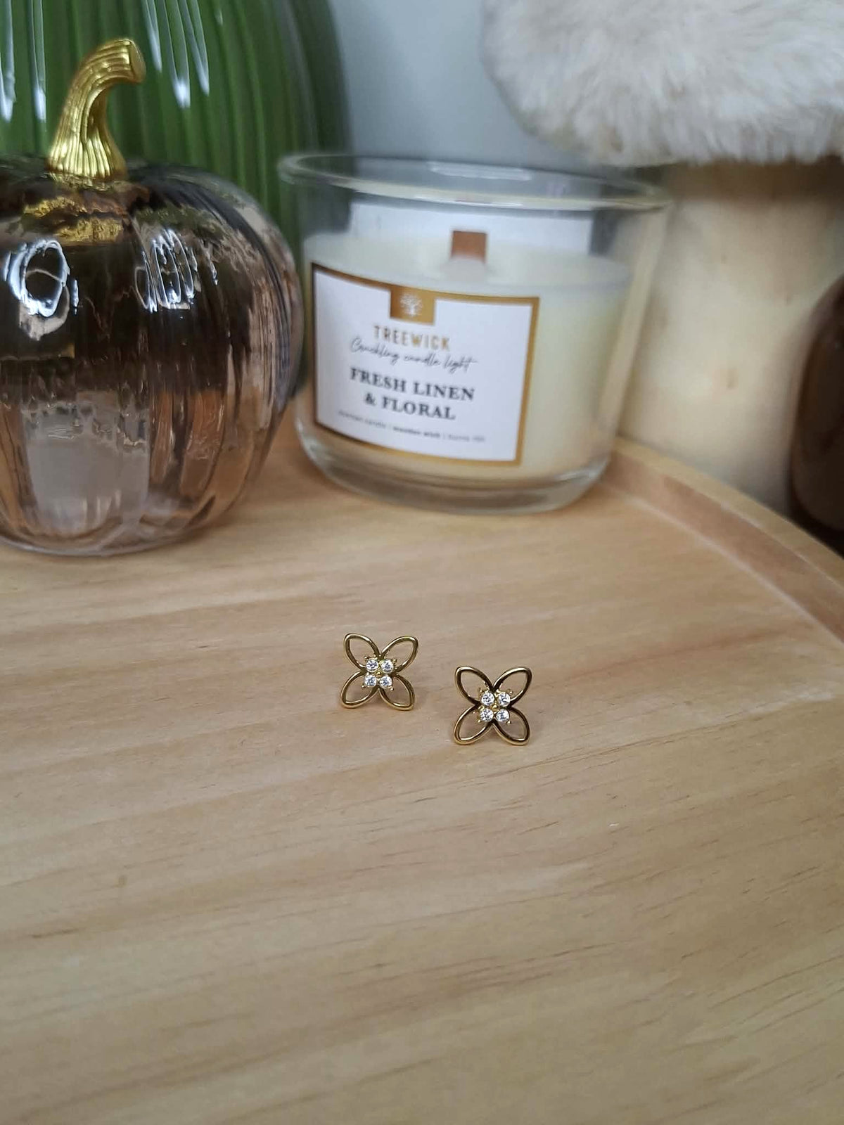 Puces d'oreilles Thaïs